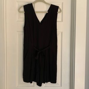 Loft Black Short Jumpsuit Women’s Size 6